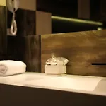 In Hotel 5*