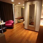 Hotel In 5*