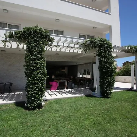 In 5* Međugorje